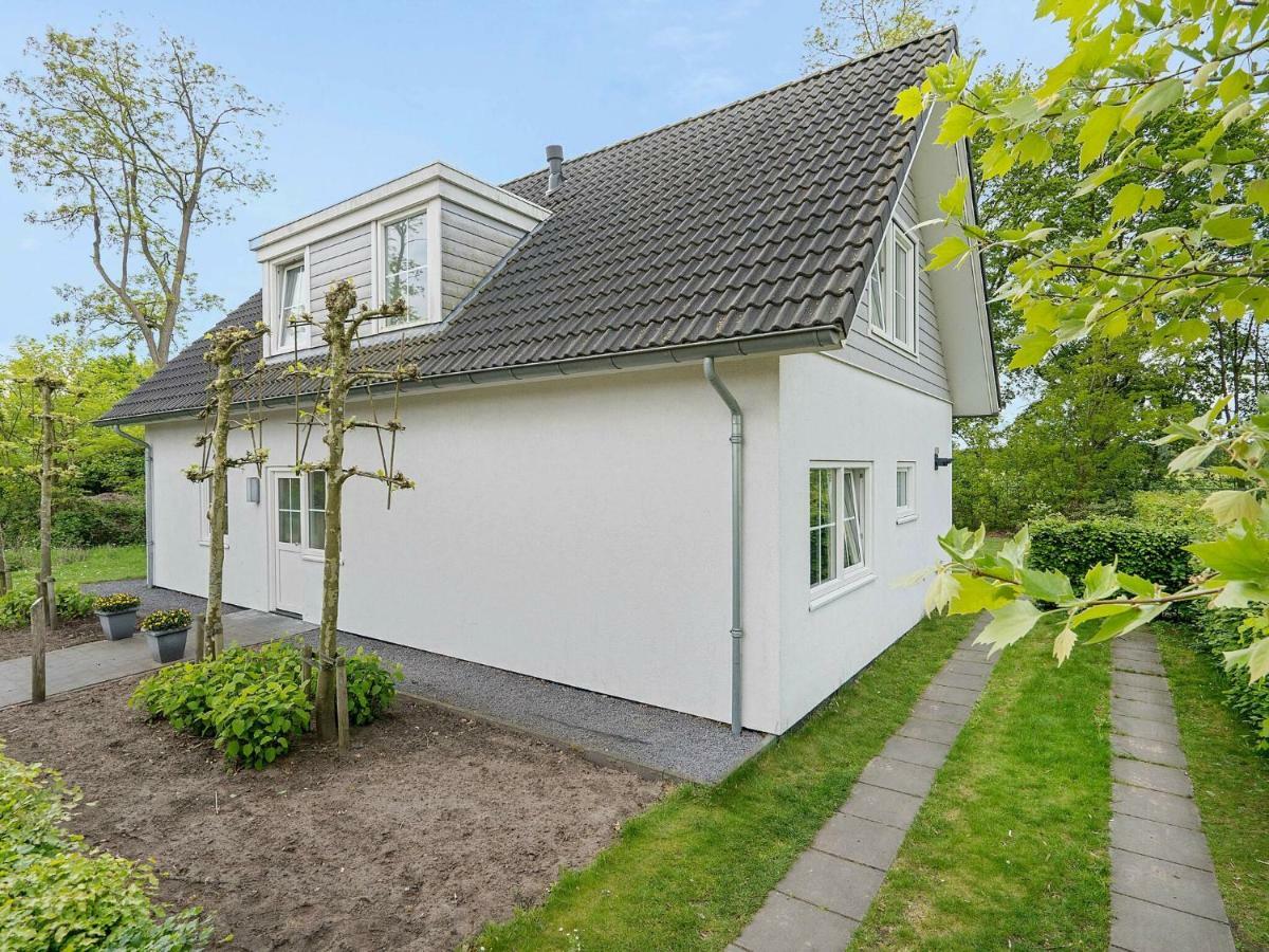 Spacious Home With A Fireplace At 3 Km From Baarle-Nassau Zewnętrze zdjęcie